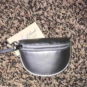 Universal Thread Silver Faux Leather Half-Moon Tiny Coin Pouch OS | NWT